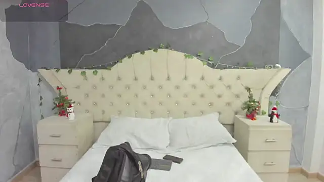 AmberGreyy  online show from 12-05-25, 12:26