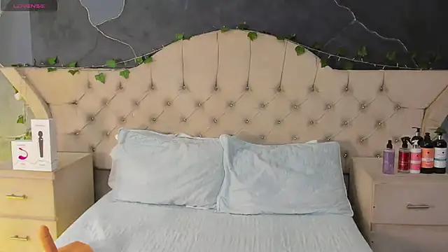 AmberGreyy  online show from 01-16-26, 06:01