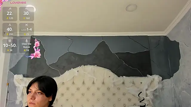 AmberGreyy  online show from 10-09-25, 05:02