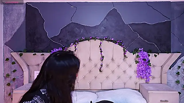 AmberGreyy  online show from 06-11-26, 04:04