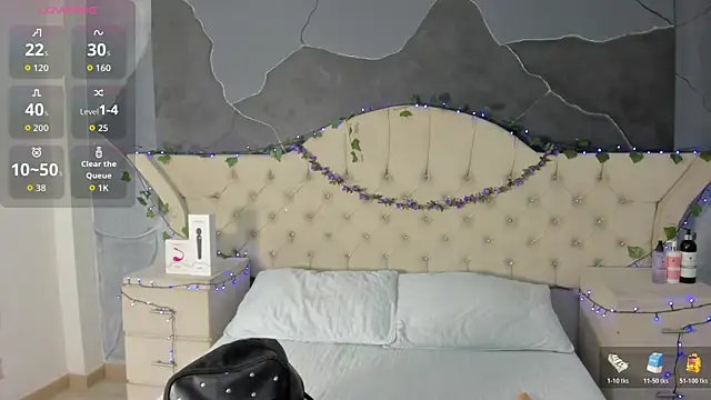 AmberGreyy  online show from 11-17-25, 06:34