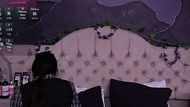 AmberGreyy  online show from 03-30-26, 05:03