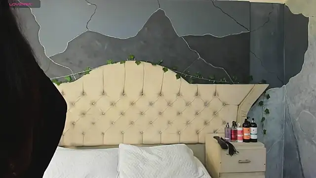 AmberGreyy  online show from 01-13-26, 06:12