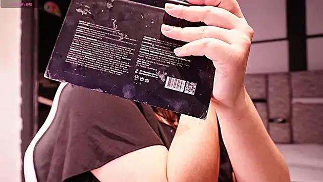 AmberGreyy  online show from 06-20-26, 06:35