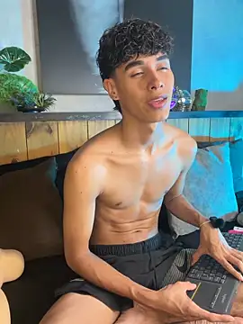 andrewortix online show from 04-10-26, 05:58