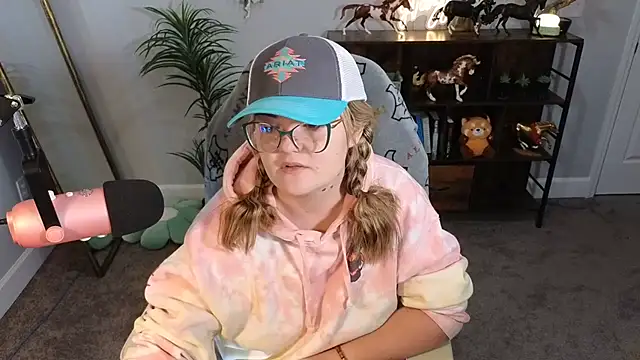 rodeobrii online show from 11-25-25, 12:44