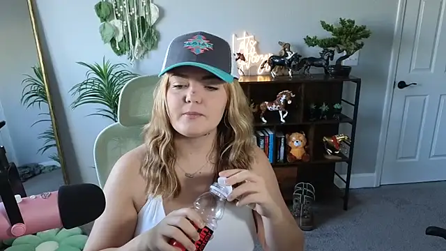 rodeobrii online show from 10-28-25, 09:14