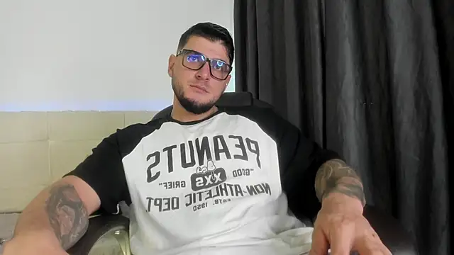 Snapshot of Teilor_Creed chatting on 02-09-26, 07:34 Teilor Creed online show from 02-09-26, 07:34