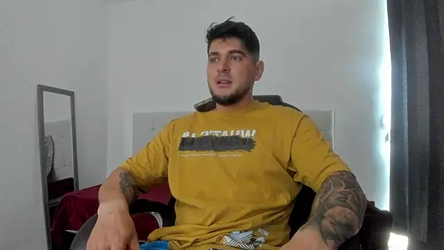 Snapshot of Teilor_Creed chatting on 11-04-25, 08:01 Teilor Creed online show from 11-04-25, 08:01