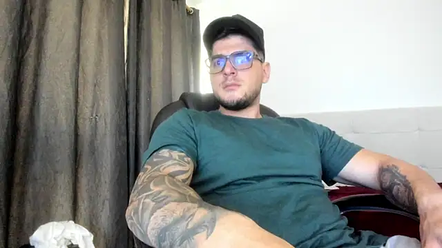 Snapshot of Teilor_Creed chatting on 11-05-25, 08:12 Teilor Creed online show from 11-05-25, 08:12