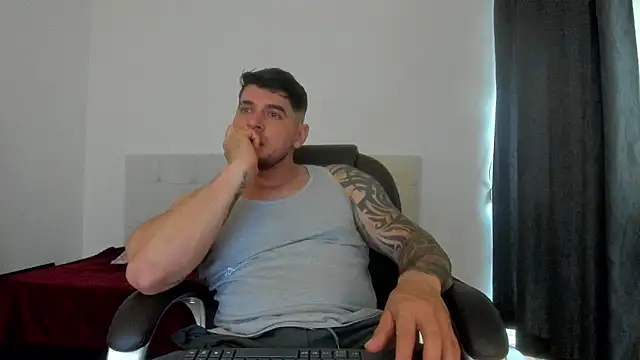 Snapshot of Teilor_Creed chatting on 10-24-25, 07:02 Teilor Creed online show from 10-24-25, 07:02