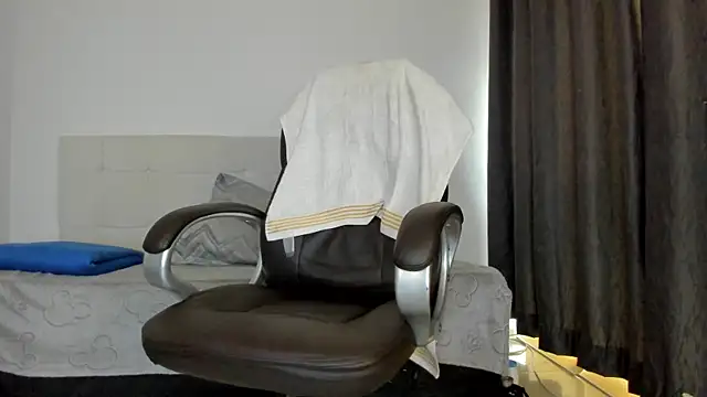 Snapshot of Teilor_Creed chatting on 12-03-25, 07:35 Teilor Creed online show from 12-03-25, 07:35