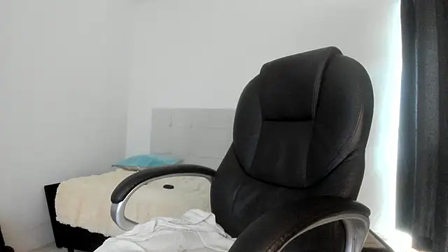 Snapshot of Teilor_Creed chatting on 10-02-25, 08:01 Teilor Creed online show from 10-02-25, 08:01