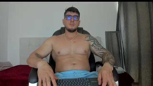 Snapshot of Teilor_Creed chatting on 11-14-25, 07:28 Teilor Creed online show from 11-14-25, 07:28