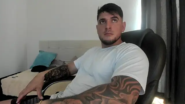 Snapshot of Teilor_Creed chatting on 09-30-25, 08:15 Teilor Creed online show from 09-30-25, 08:15