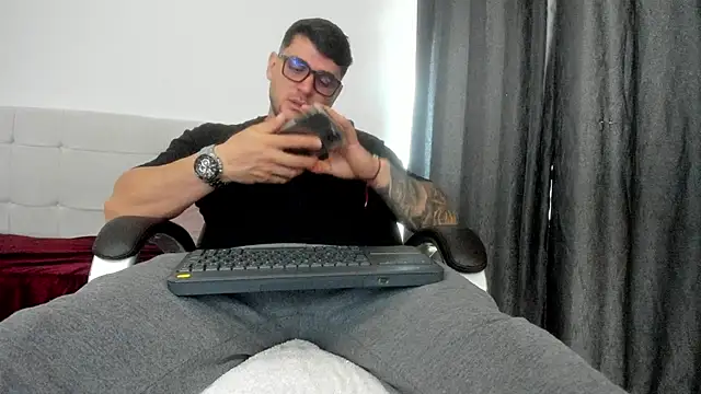 Snapshot of Teilor_Creed chatting on 11-01-25, 02:55 Teilor Creed online show from 11-01-25, 02:55