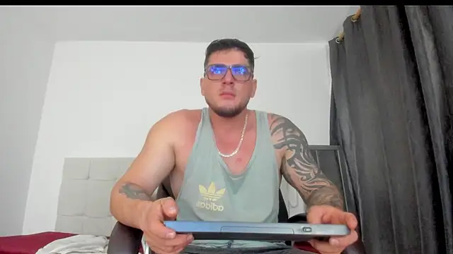 Snapshot of Teilor_Creed chatting on 11-13-25, 08:13 Teilor Creed online show from 11-13-25, 08:13