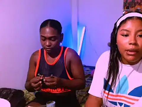 ladypussy69 online show from 10-18-25, 07:16