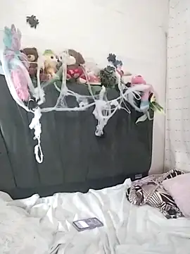 Devilnia9 online show from 11-08-25, 04:21