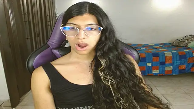 engielphoenis14 online show from 11-29-25, 02:34