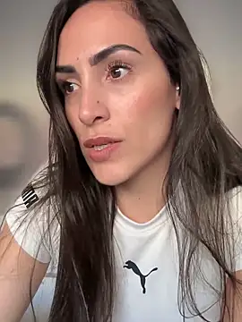 Snapshot of alessandra-a chatting on 09-16-25, 07:15 alessandra-a online show from 09-16-25, 07:15