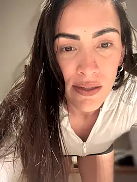 Snapshot of alessandra-a chatting on 09-14-25, 11:38 alessandra-a online show from 09-14-25, 11:38
