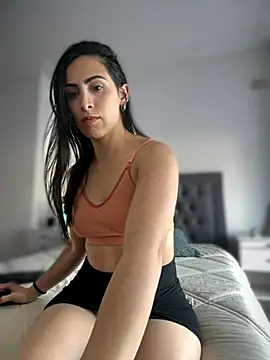 Snapshot of alessandra-a chatting on 10-07-25, 09:16 alessandra-a online show from 10-07-25, 09:16