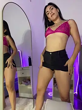 Snapshot of alessandra-a chatting on 02-02-25, 04:26 alessandra-a online show from 02-02-25, 04:26