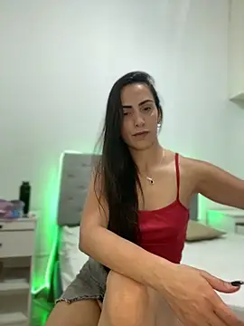 Snapshot of alessandra-a chatting on 01-31-25, 04:03 alessandra-a online show from 01-31-25, 04:03