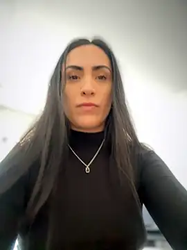 Snapshot of alessandra-a chatting on 05-22-26, 03:21 alessandra-a online show from 05-22-26, 03:21