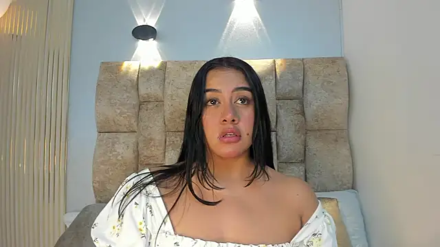 amatista  smith online show from 10-12-25, 01:56