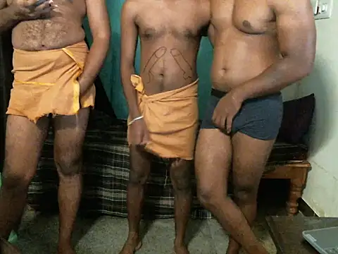 Snapshot of indianbull2023 chatting on 09-19-25, 07:23 indianbull2023 online show from 09-19-25, 07:23