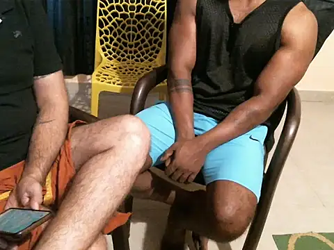 Snapshot of indianbull2023 chatting on 12-22-25, 06:24 indianbull2023 online show from 12-22-25, 06:24