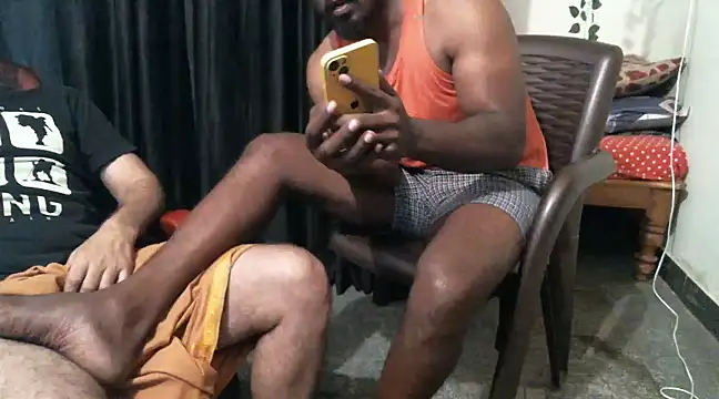 Snapshot of indianbull2023 chatting on 01-10-25, 06:42 indianbull2023 online show from 01-10-25, 06:42