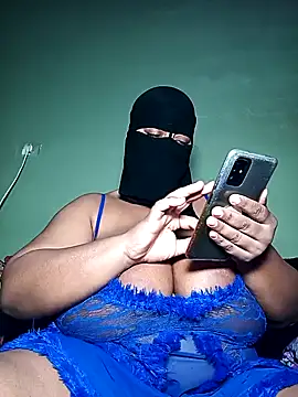 Loly mor online show from 01-22-25, 09:13