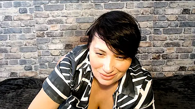 moly rushh online show from 04-04-26, 11:17