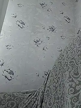 Snapshot of MityaXLoves chatting on 03-27-26, 09:21 MityaXLoves online show from 03-27-26, 09:21