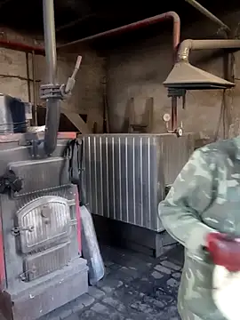 Snapshot of MityaXLoves chatting on 04-05-26, 05:58 MityaXLoves online show from 04-05-26, 05:58