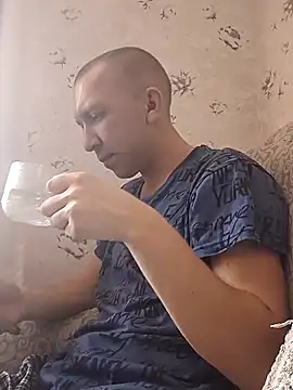 Snapshot of MityaXLoves chatting on 04-01-26, 09:32 MityaXLoves online show from 04-01-26, 09:32