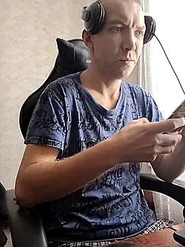 Snapshot of MityaXLoves chatting on 03-03-26, 05:03 MityaXLoves online show from 03-03-26, 05:03