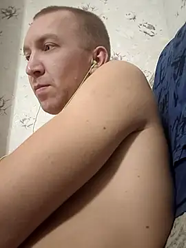 Snapshot of MityaXLoves chatting on 04-15-26, 06:23 MityaXLoves online show from 04-15-26, 06:23