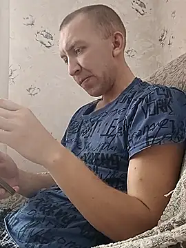 Snapshot of MityaXLoves chatting on 03-10-26, 06:28 MityaXLoves online show from 03-10-26, 06:28