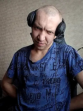 Snapshot of MityaXLoves chatting on 03-27-26, 06:33 MityaXLoves online show from 03-27-26, 06:33