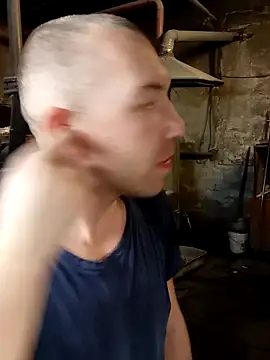 Snapshot of MityaXLoves chatting on 04-03-26, 03:35 MityaXLoves online show from 04-03-26, 03:35