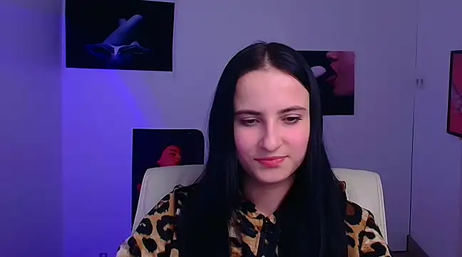 Snapshot of Sara_djefri chatting on 01-22-25, 07:03 Sara djefri online show from 01-22-25, 07:03