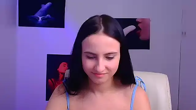 Snapshot of Sara_djefri chatting on 02-01-25, 12:26 Sara djefri online show from 02-01-25, 12:26