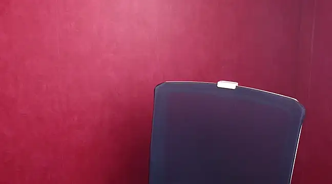 Snapshot of Sara_djefri chatting on 03-17-25, 06:18 Sara djefri online show from 03-17-25, 06:18