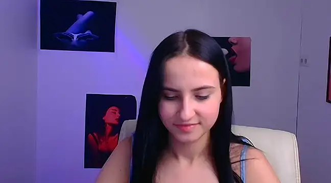 Snapshot of Sara_djefri chatting on 02-01-25, 03:28 Sara djefri online show from 02-01-25, 03:28