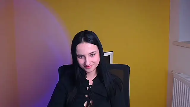 Snapshot of Sara_djefri chatting on 02-08-25, 03:21 Sara djefri online show from 02-08-25, 03:21