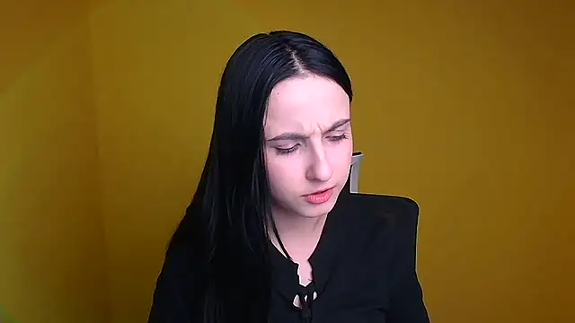 Snapshot of Sara_djefri chatting on 02-08-25, 12:17 Sara djefri online show from 02-08-25, 12:17